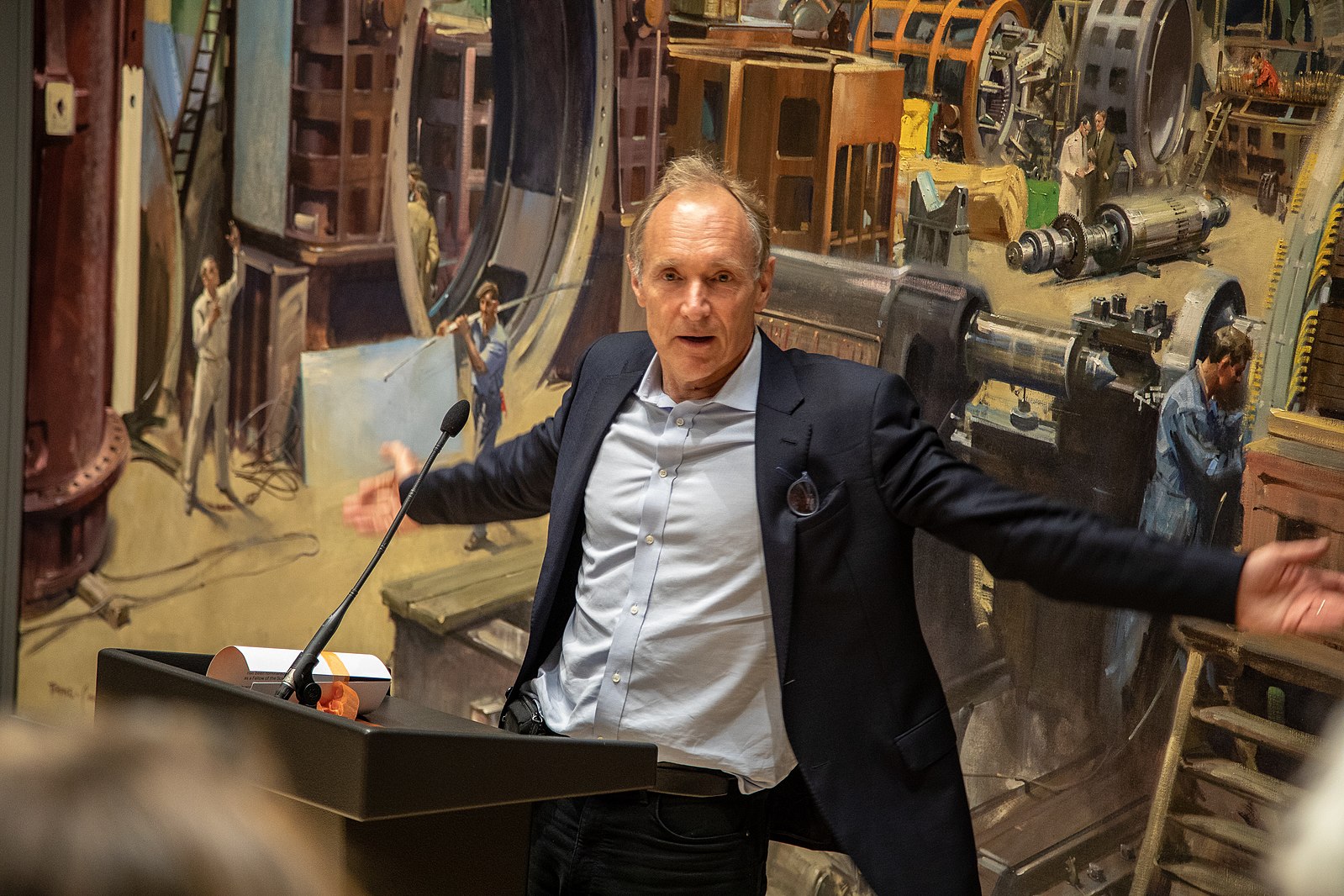 Photo  - (Turing Lecture TBL)of Tim Berners-Lee Creative Commons JwsLubbock https://upload.wikimedia.org/wikipedia/commons/d/d6/At_the_Science_Museum_for_the_Web%4030_event%2C_March_2019_23.jpg